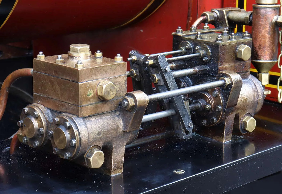7 1/4 inch gauge "Thomas II" 0-4-2 + tender