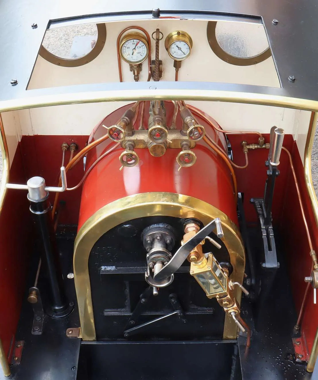 7 1/4 inch gauge "Thomas II" 0-4-2 + tender