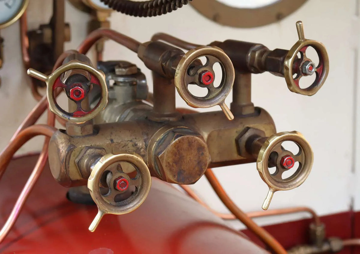 7 1/4 inch gauge "Thomas II" 0-4-2 + tender