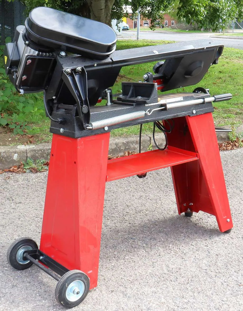 Horizontal bandsaw
