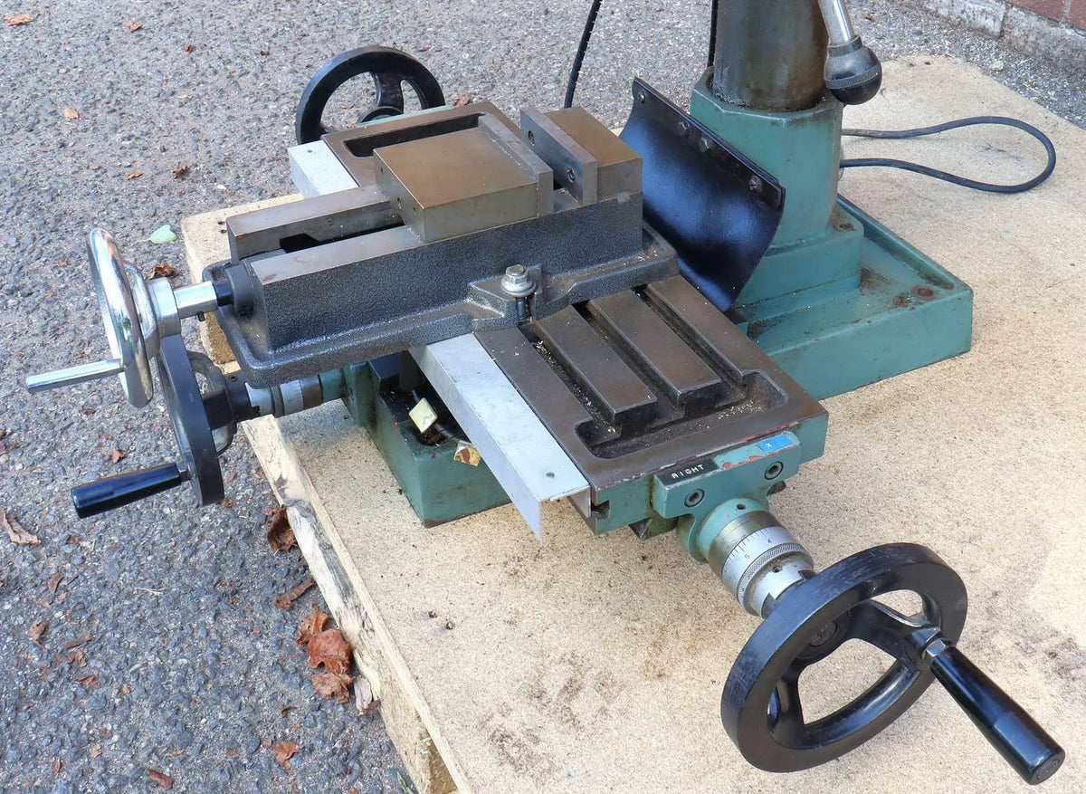 Milling machine