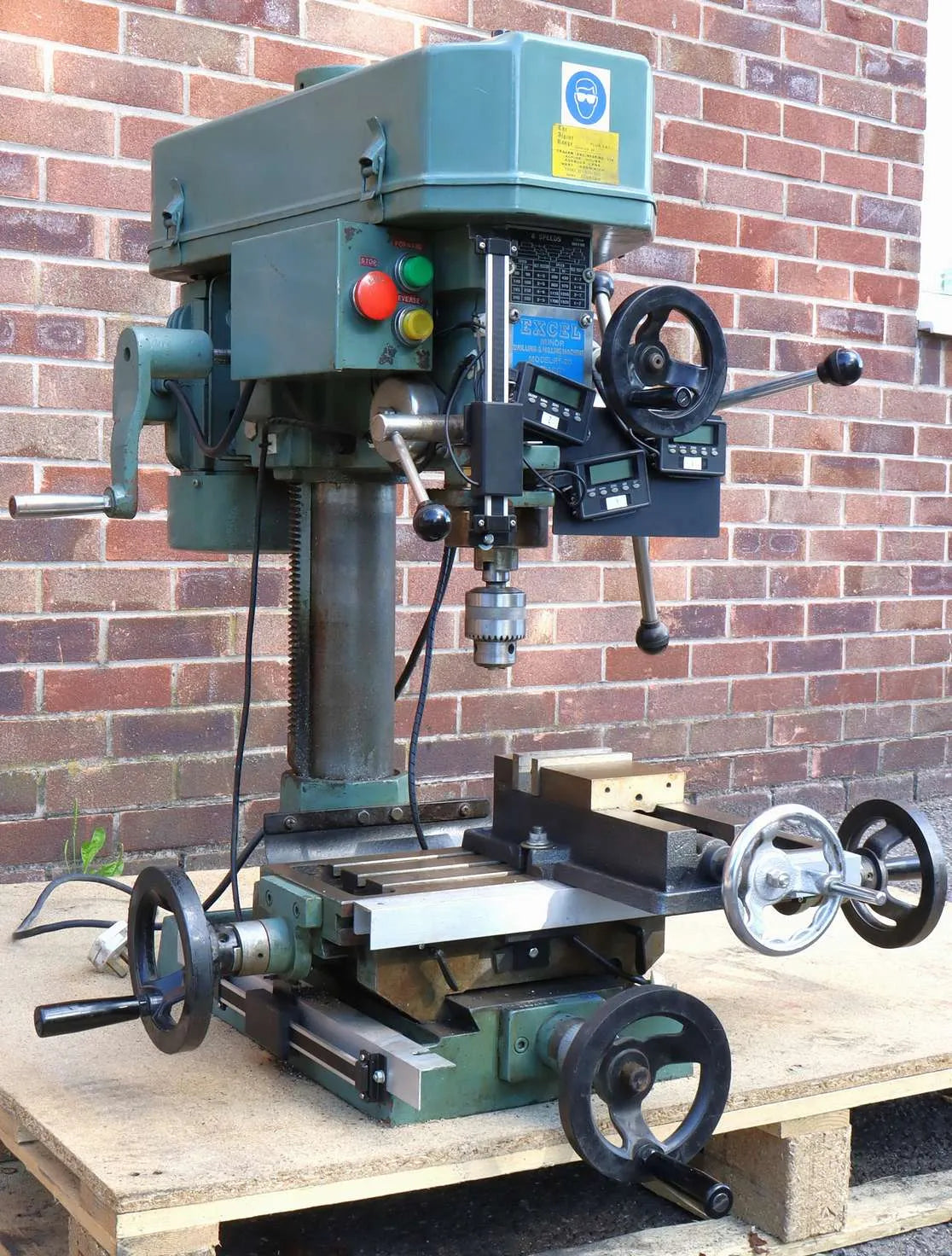 Milling machine