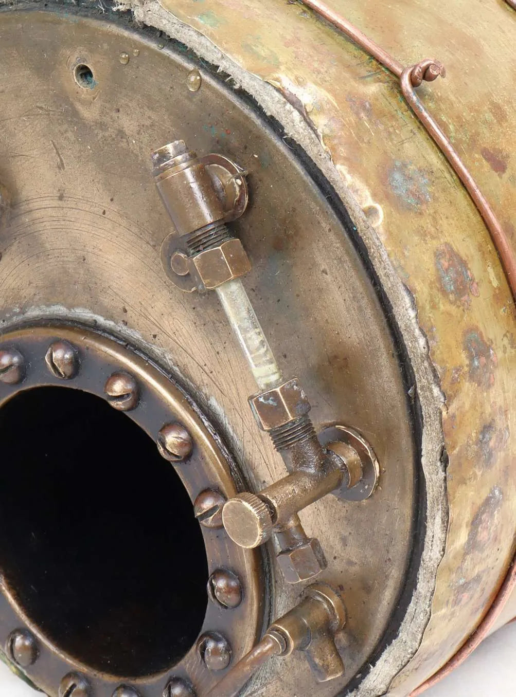 Horizontal centre flue boiler