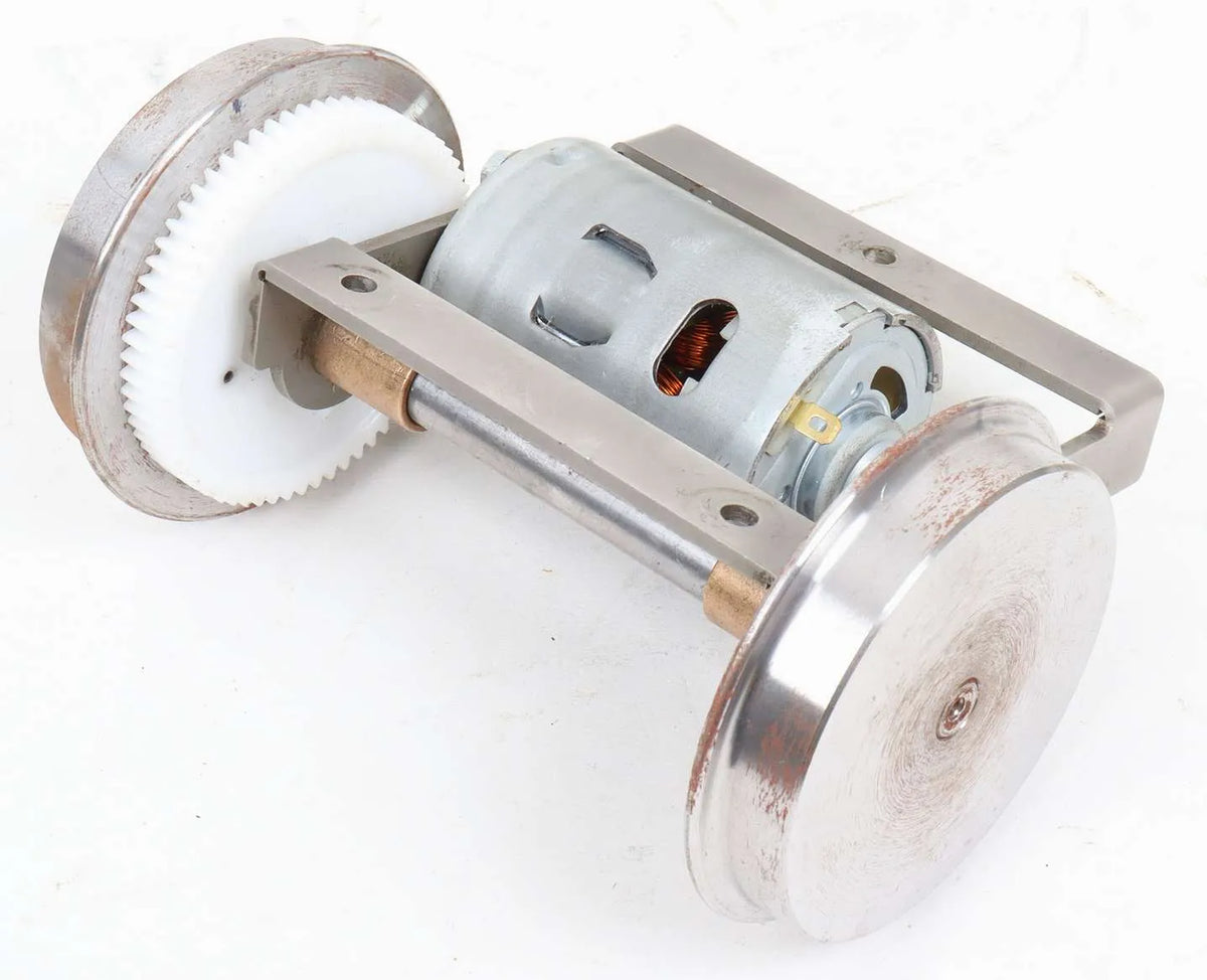 Pair of 5 inch gauge wheelsets with motors