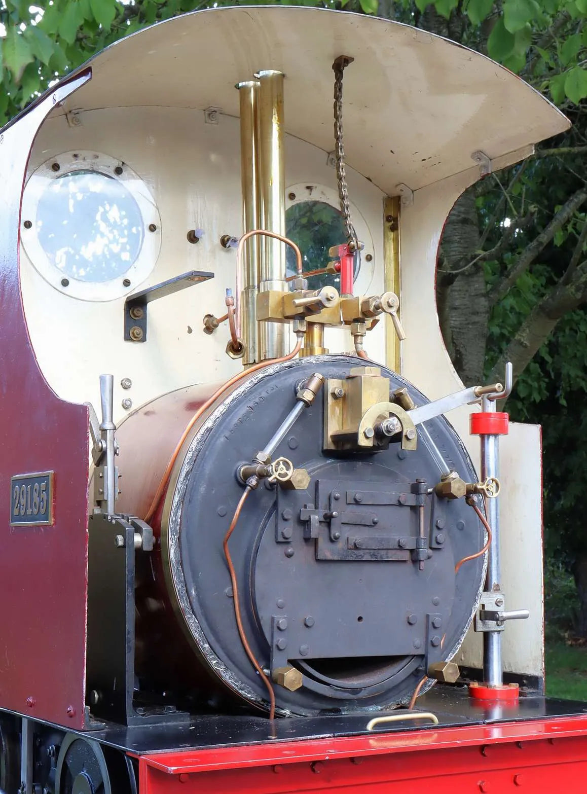 5 inch gauge "Sweet Pea" 0-4-2 ST