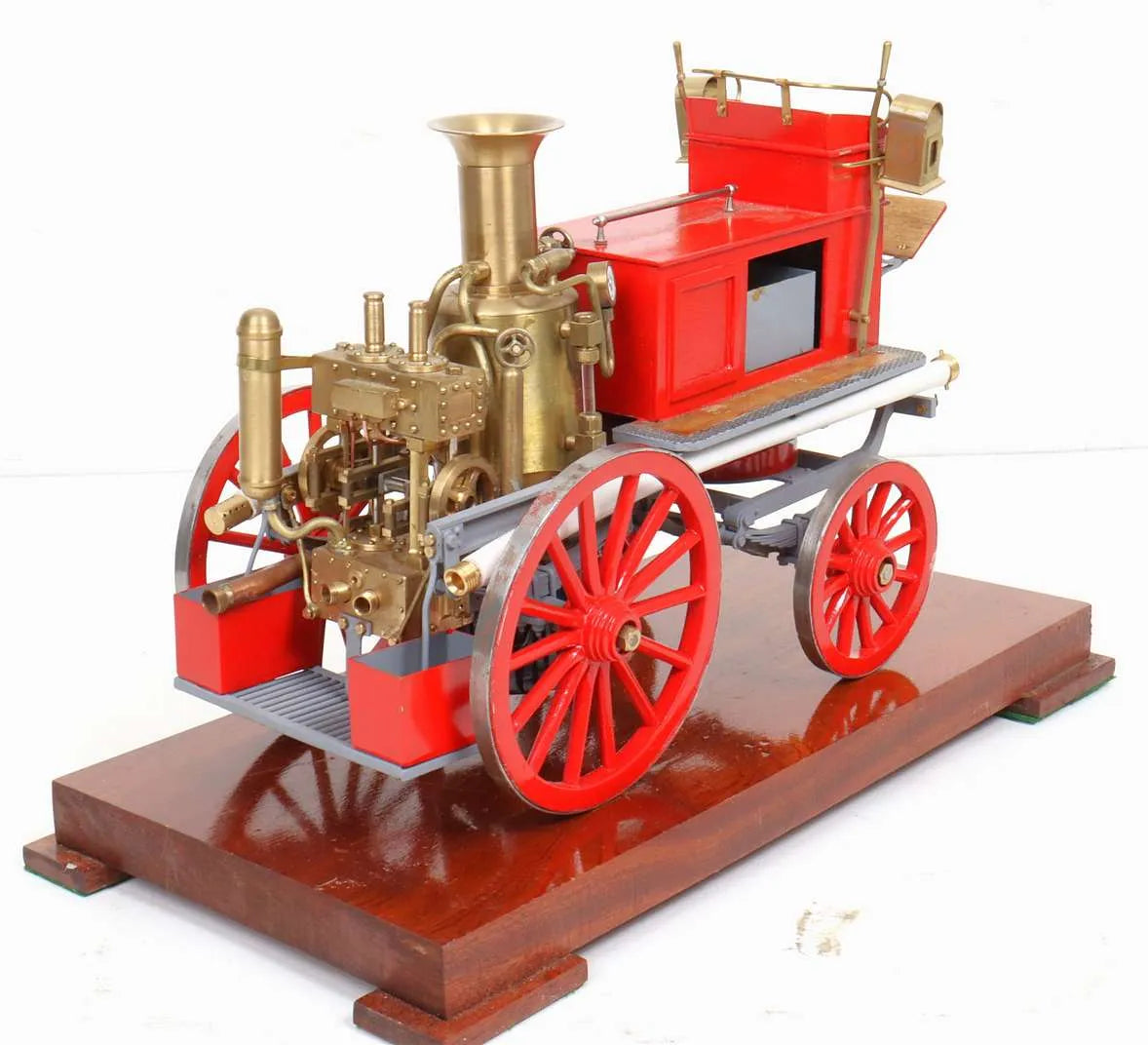 1 inch scale Shand Mason fire engine