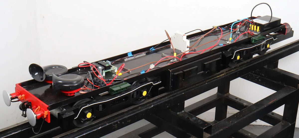 5 inch gauge Class 25 battery electric