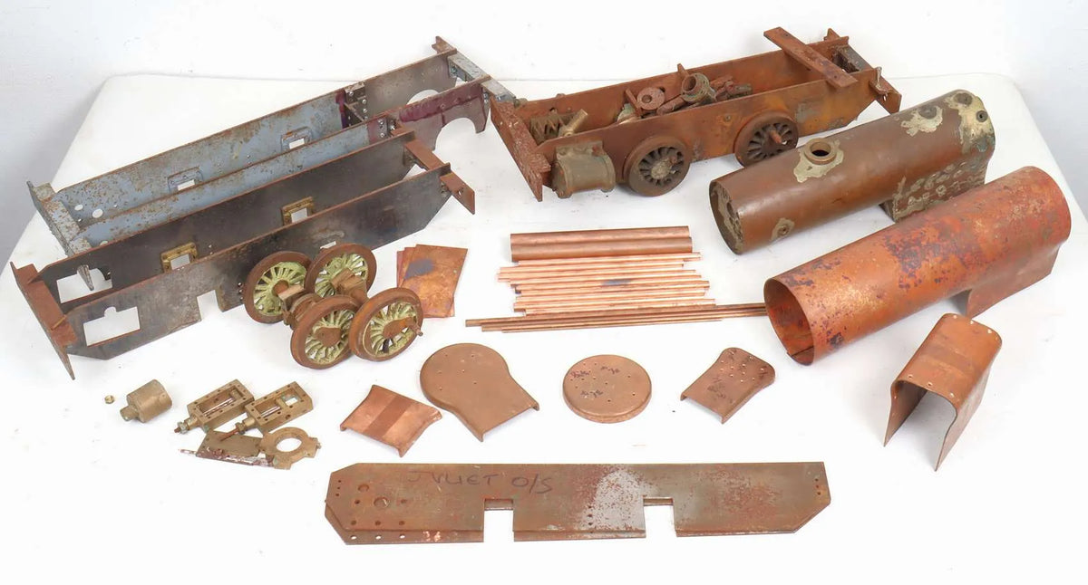 Box of 3 1/2 inch gauge "Juliet" parts