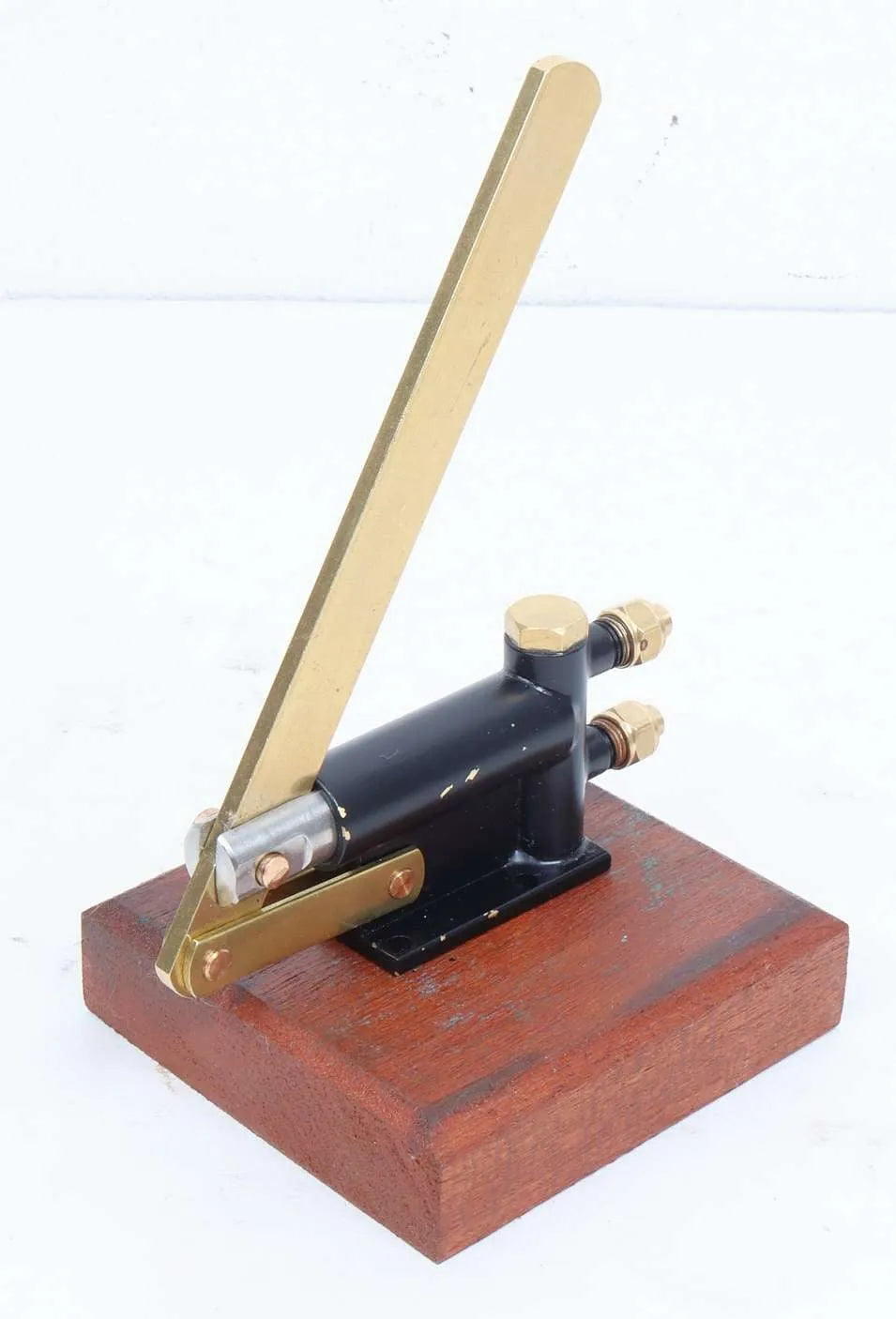1/2" ram hand pump