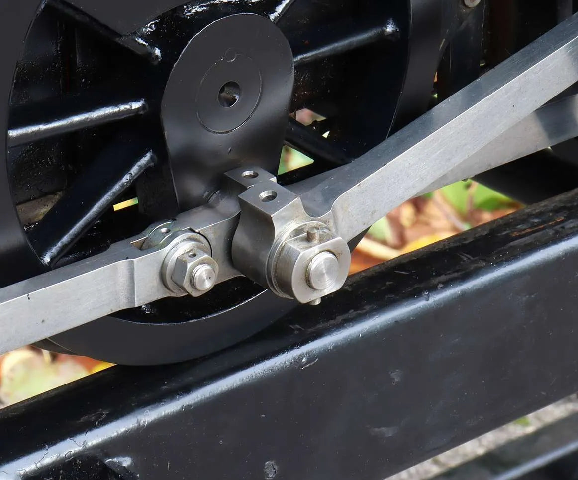 7 1/4 inch gauge GWR 1366 0-6-0PT
