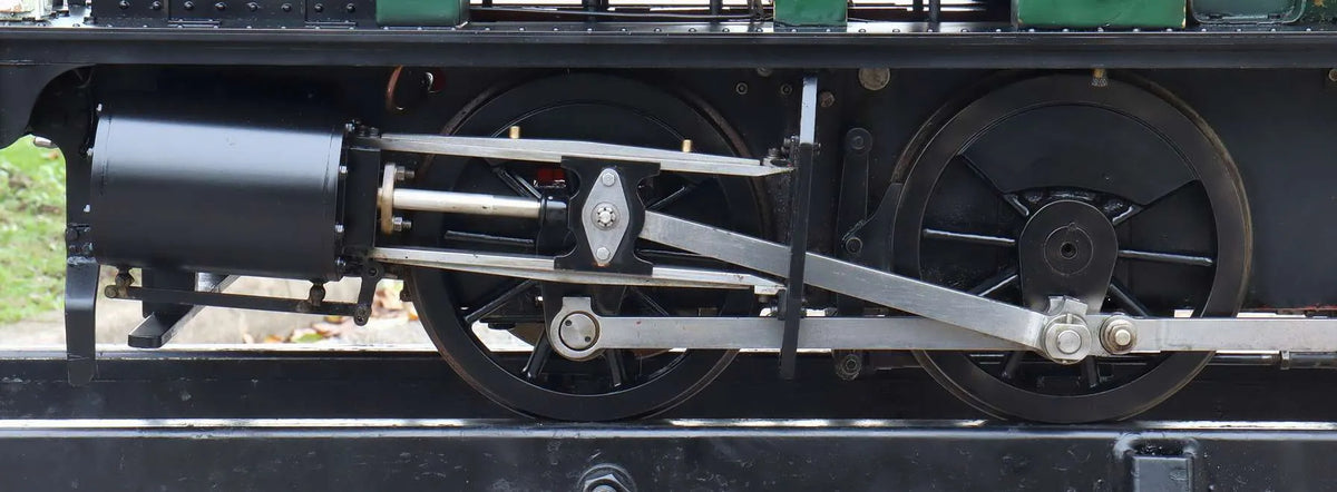 7 1/4 inch gauge GWR 1366 0-6-0PT