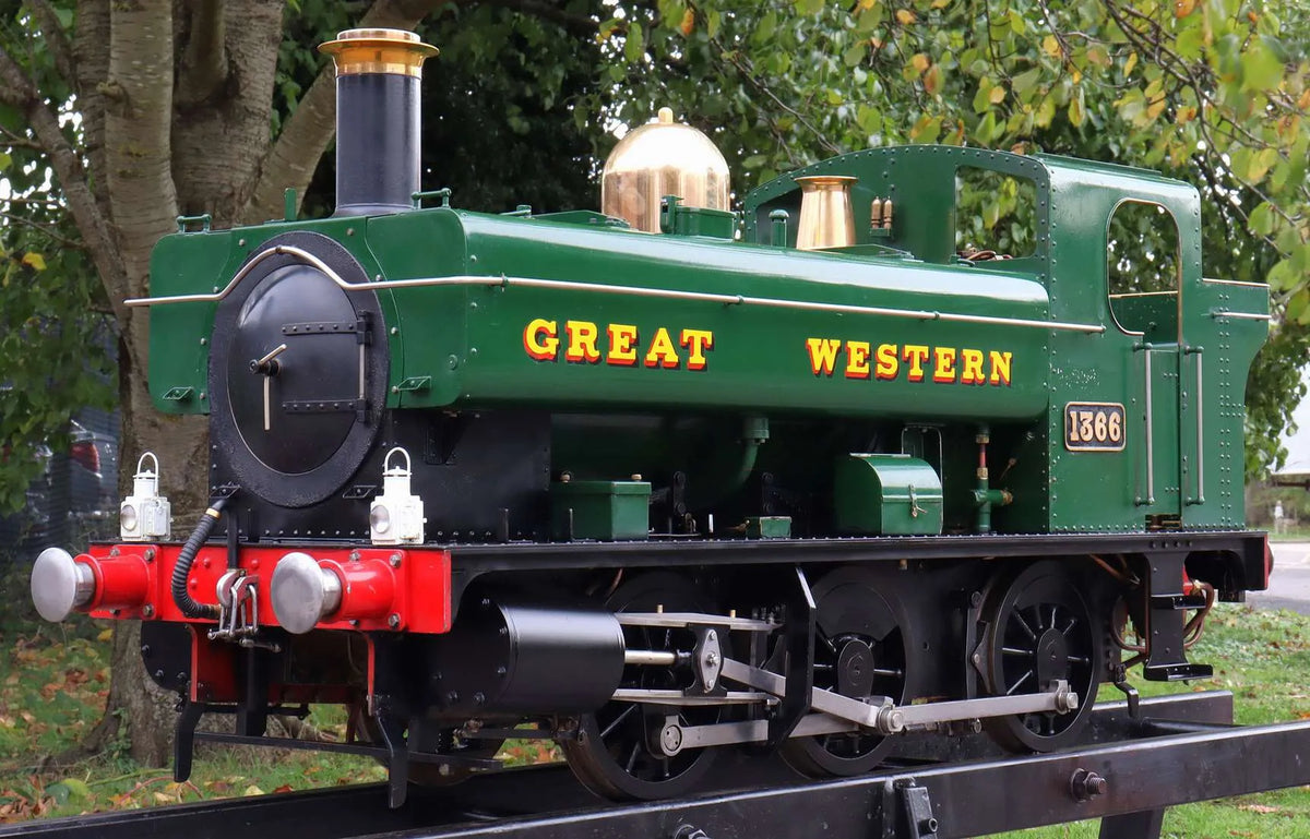 7 1/4 inch gauge GWR 1366 0-6-0PT