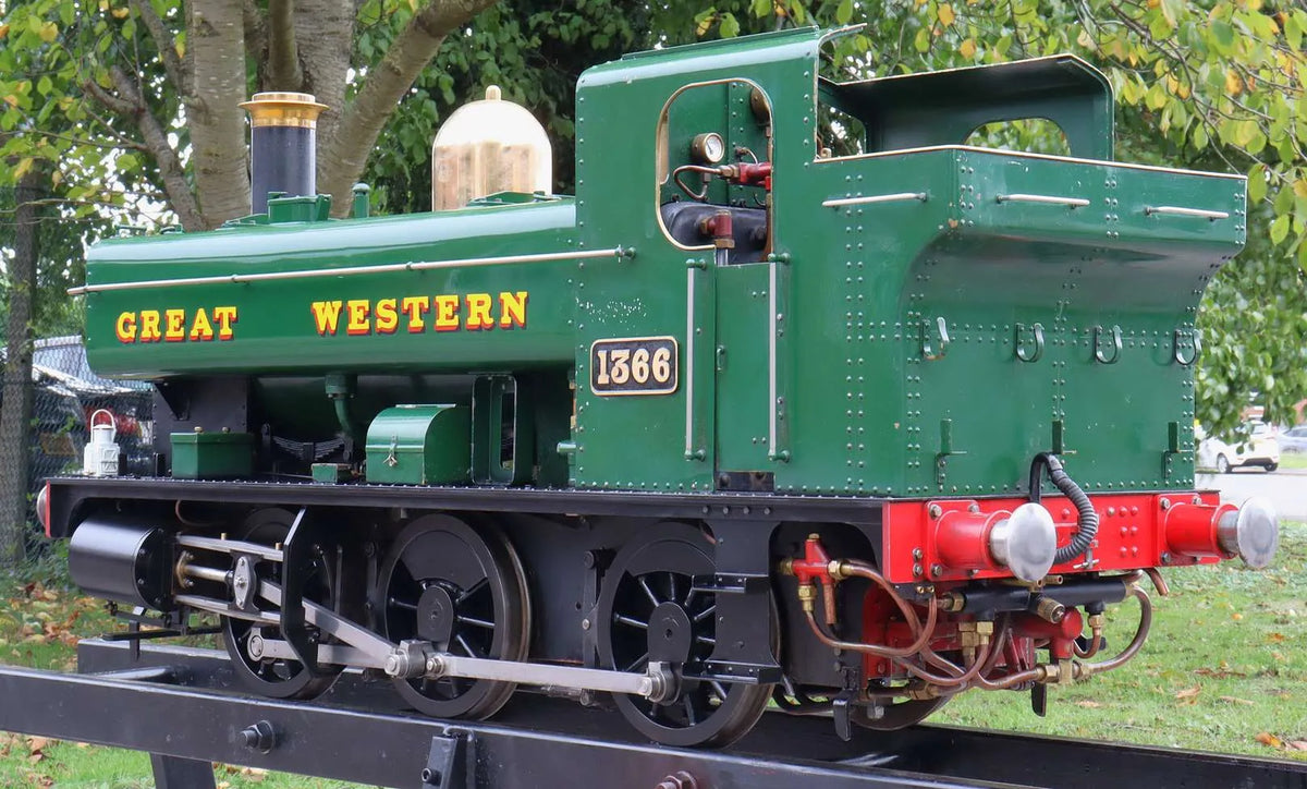 7 1/4 inch gauge GWR 1366 0-6-0PT