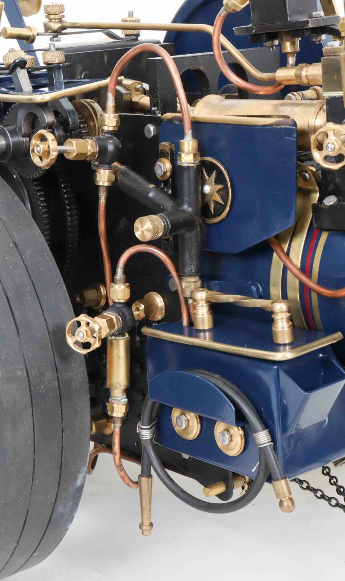 Markie Showmans engine with living van