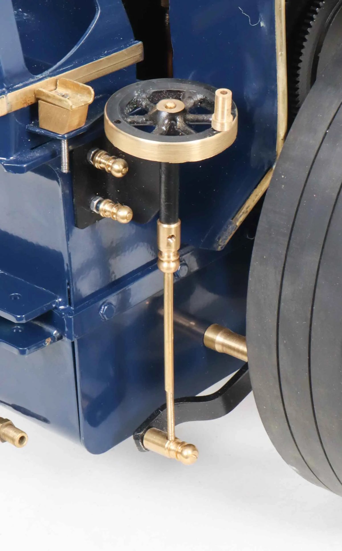 Markie Showmans engine with living van