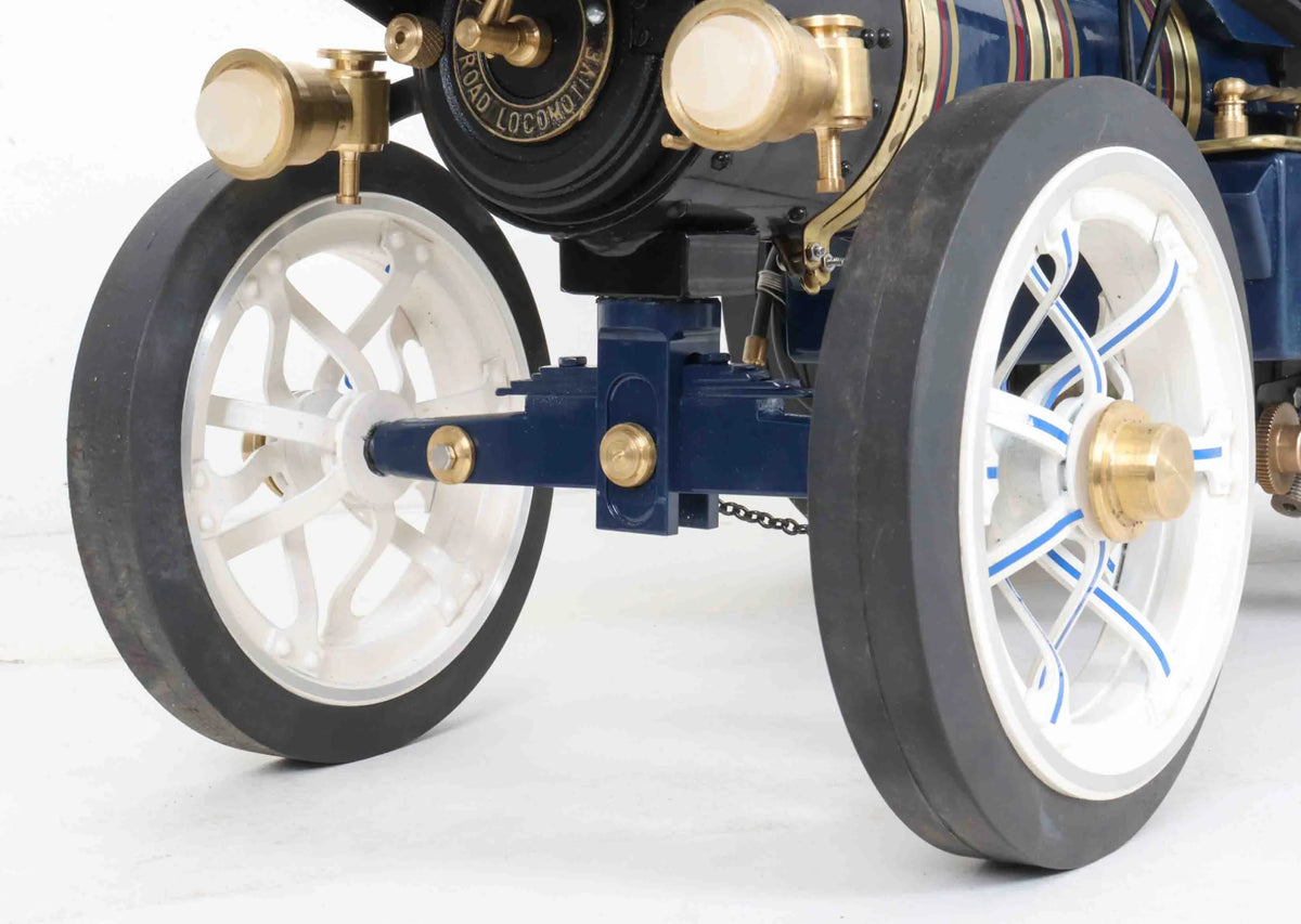 Markie Showmans engine with living van
