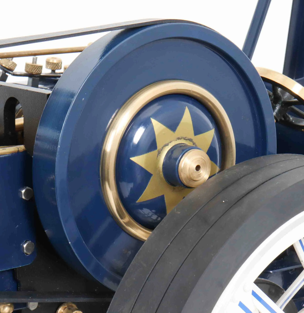 Markie Showmans engine with living van