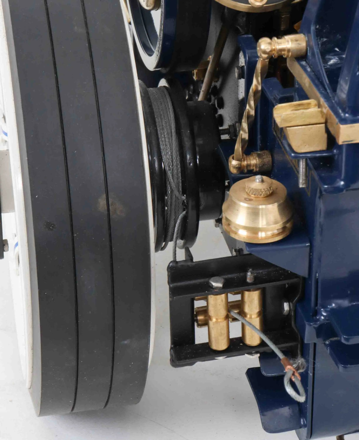 Markie Showmans engine with living van