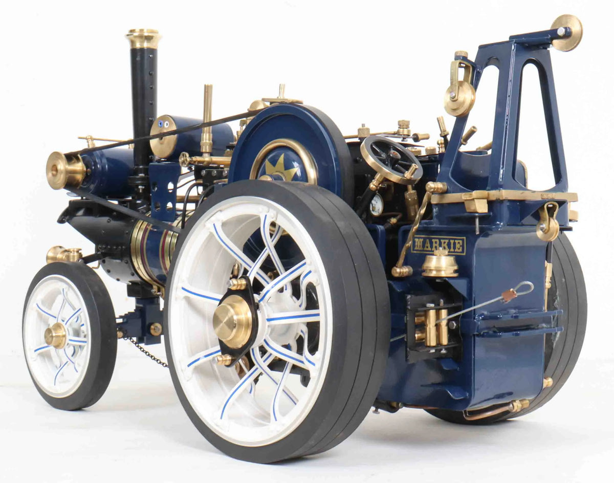 Markie Showmans engine with living van