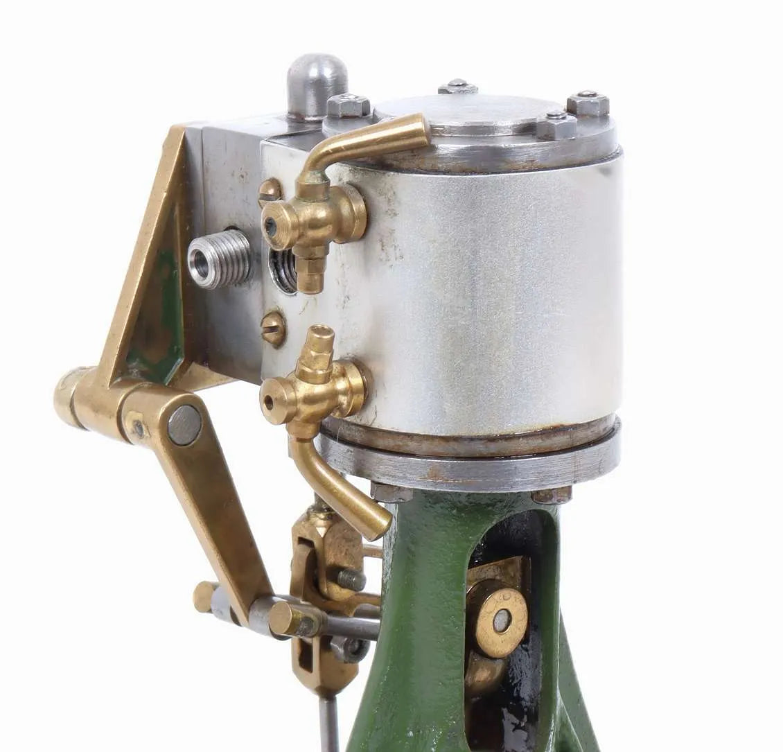 Stuart 10V vertical engine with reversing gear