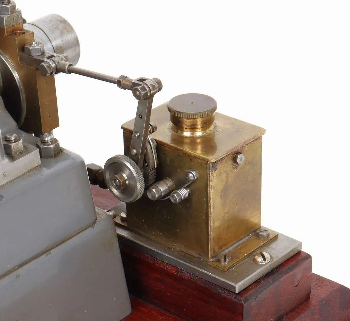 Stuart No.4 high speed vertical engine