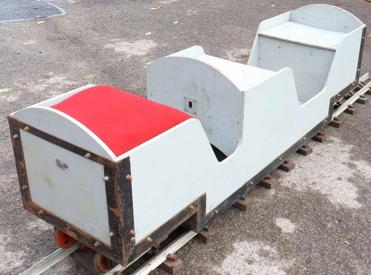 7 1/4 inch narrow gauge vacuum braked bogie carriage