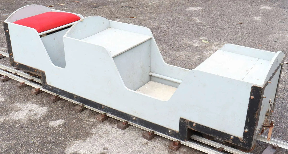 7 1/4 inch narrow gauge vacuum braked bogie carriage