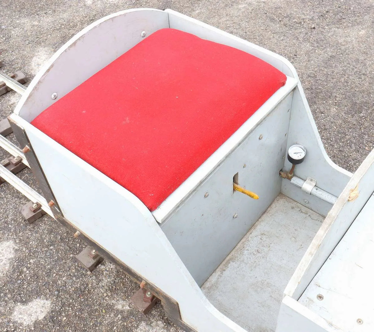 7 1/4 inch narrow gauge vacuum braked bogie carriage