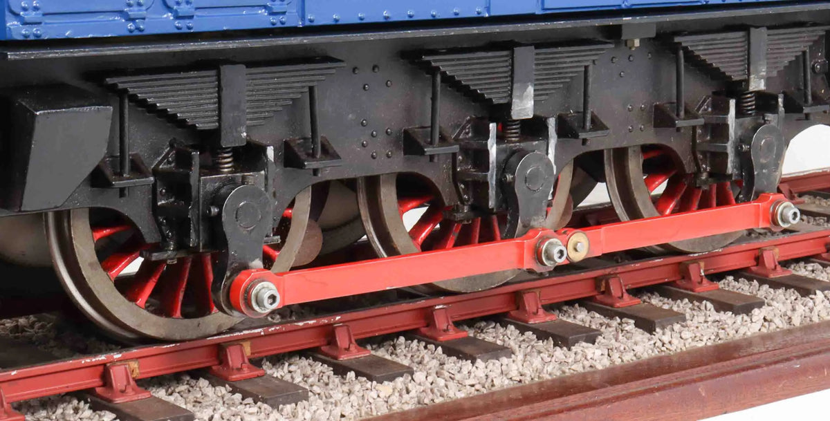 5 inch gauge Class 08 battery-electric