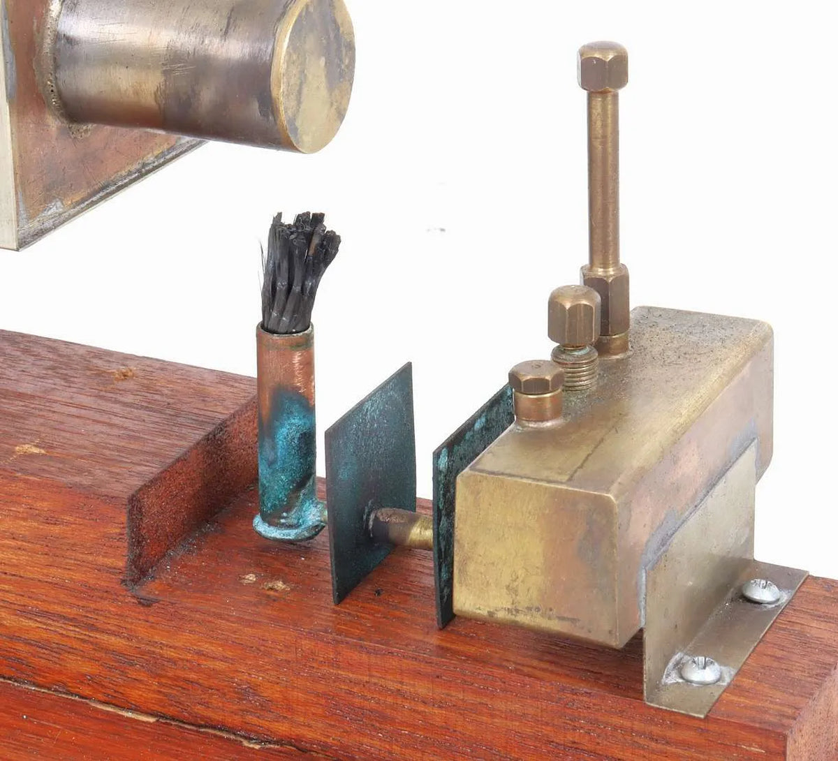 Small scratch-built hot air engine