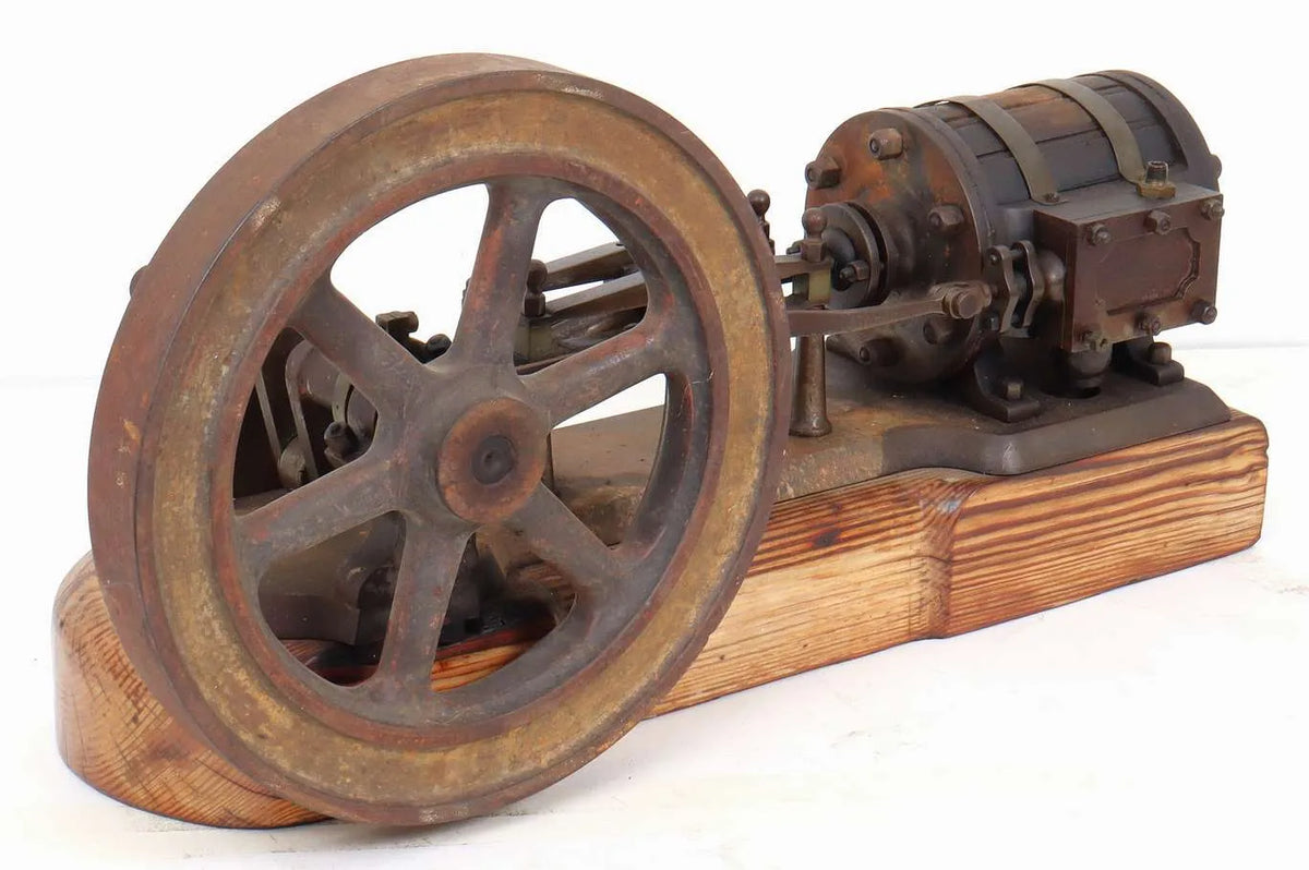 Vintage horizontal workshop engine