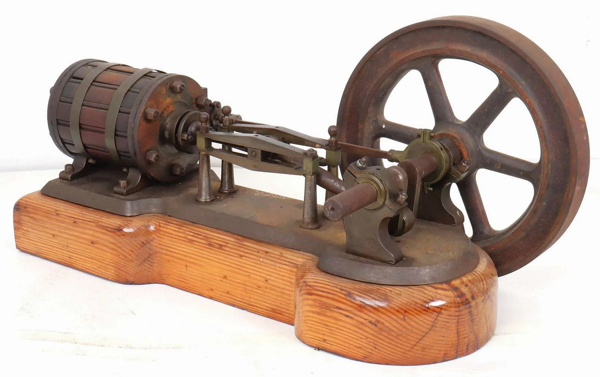 Vintage horizontal workshop engine