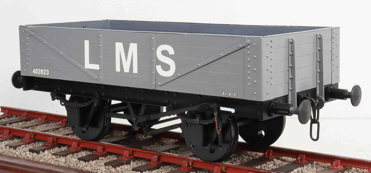 5 inch gauge LMS 5 plank wagon