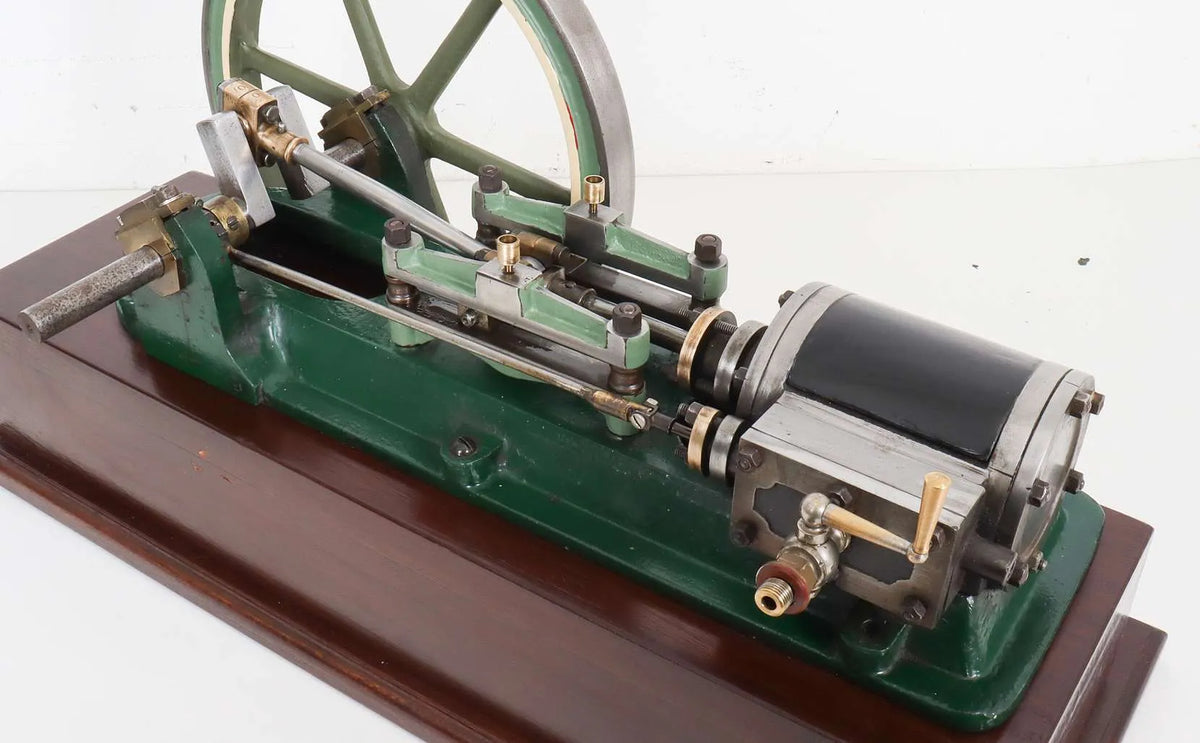 Horizontal mill engine