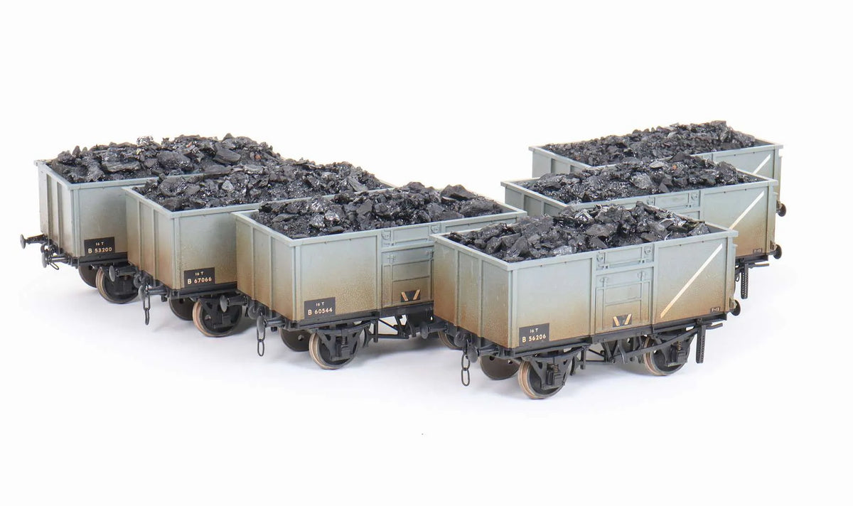 Six gauge 1 16 ton mineral wagons