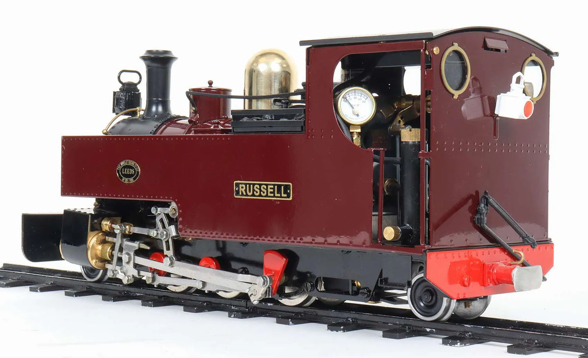 32mm narrow gauge radio-controlled Roundhouse WHR "Russell"