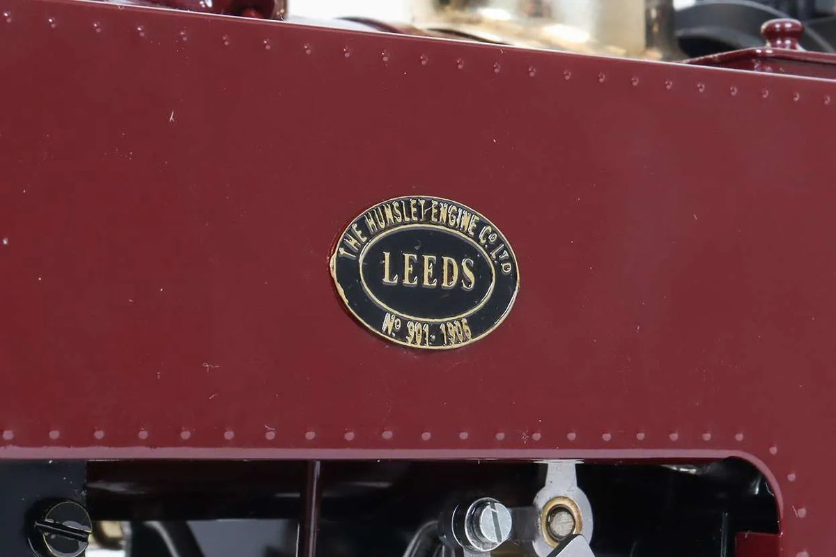 32mm narrow gauge radio-controlled Roundhouse WHR "Russell"
