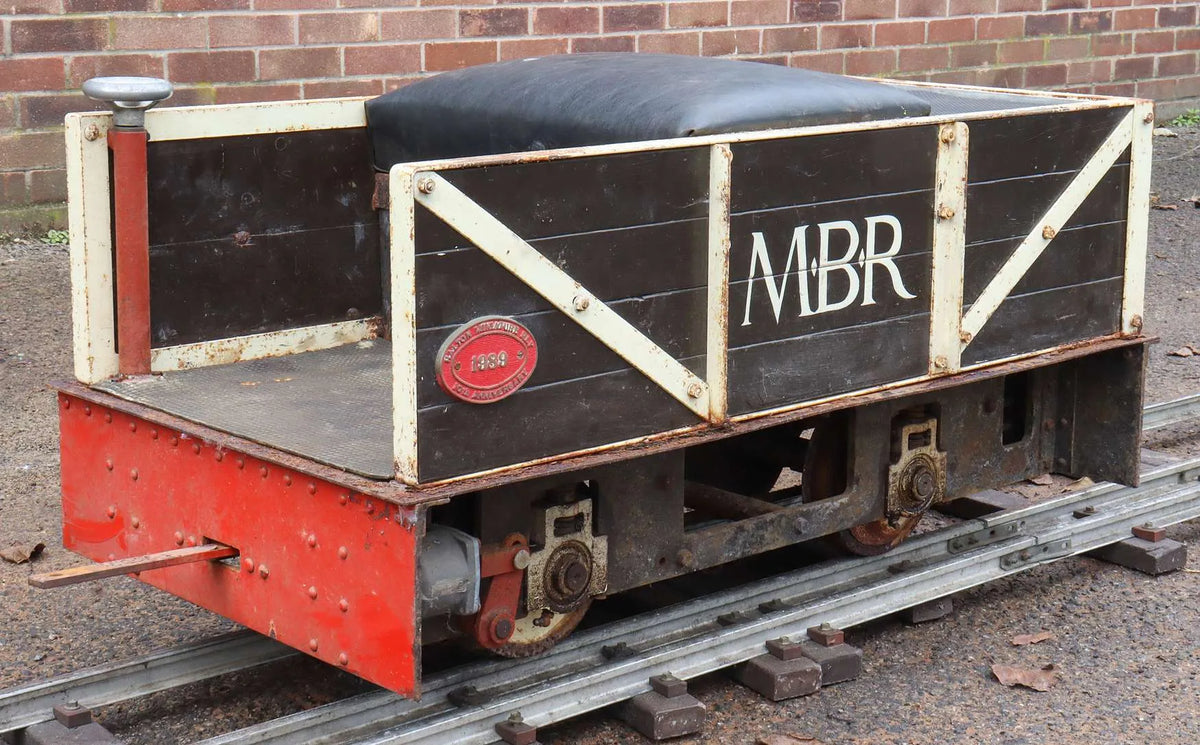 7 1/4 inch gauge petrol hydraulic 0-4-0 shunter
