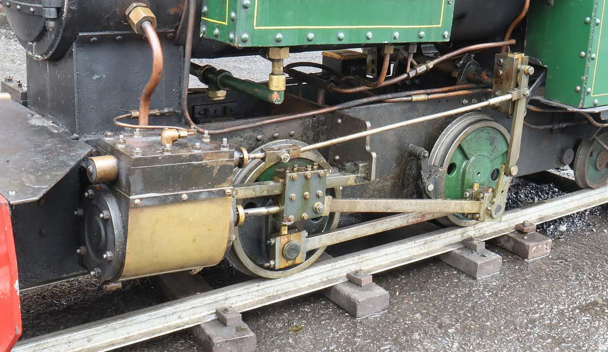 7 1/4 inch gauge Sweet William 0-4-0 with tender