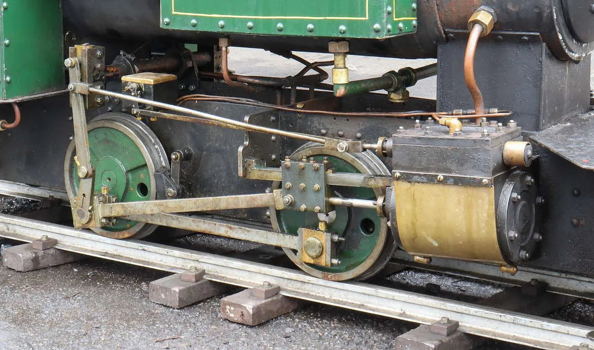 7 1/4 inch gauge Sweet William 0-4-0 with tender