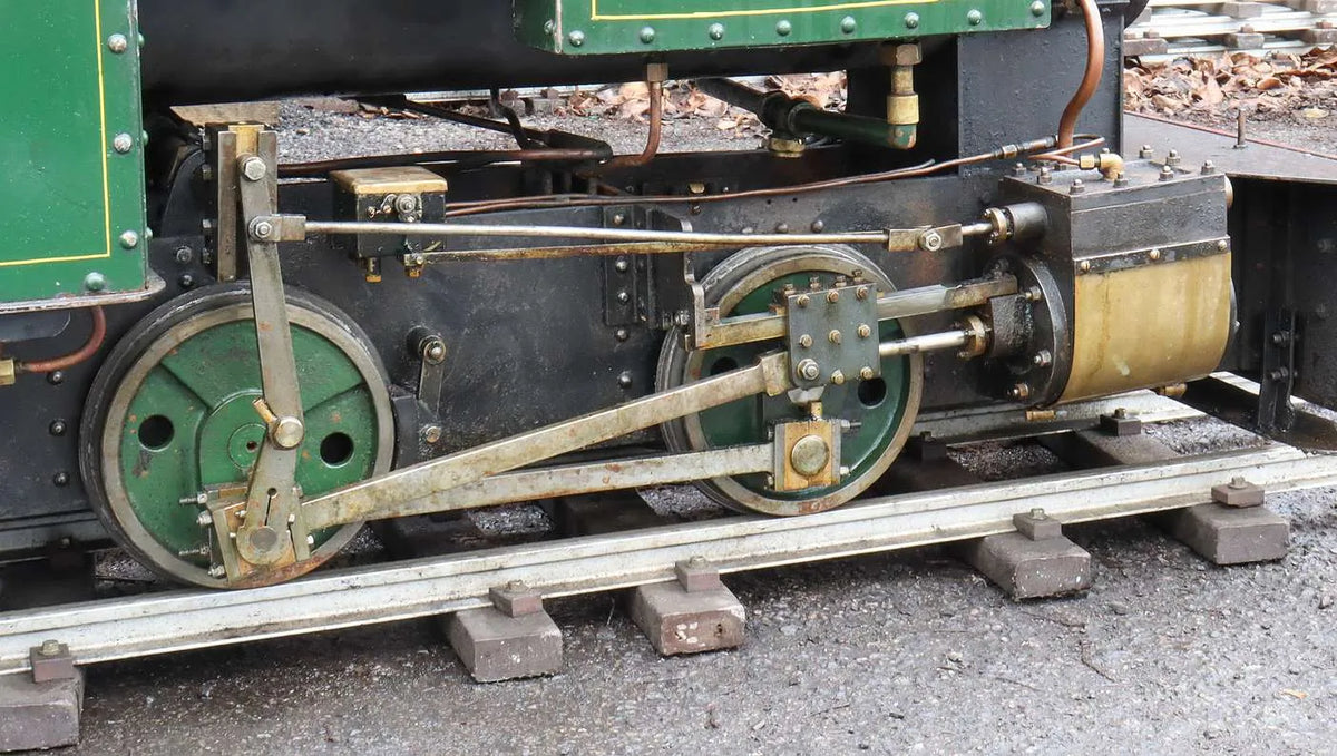 7 1/4 inch gauge Sweet William 0-4-0 with tender