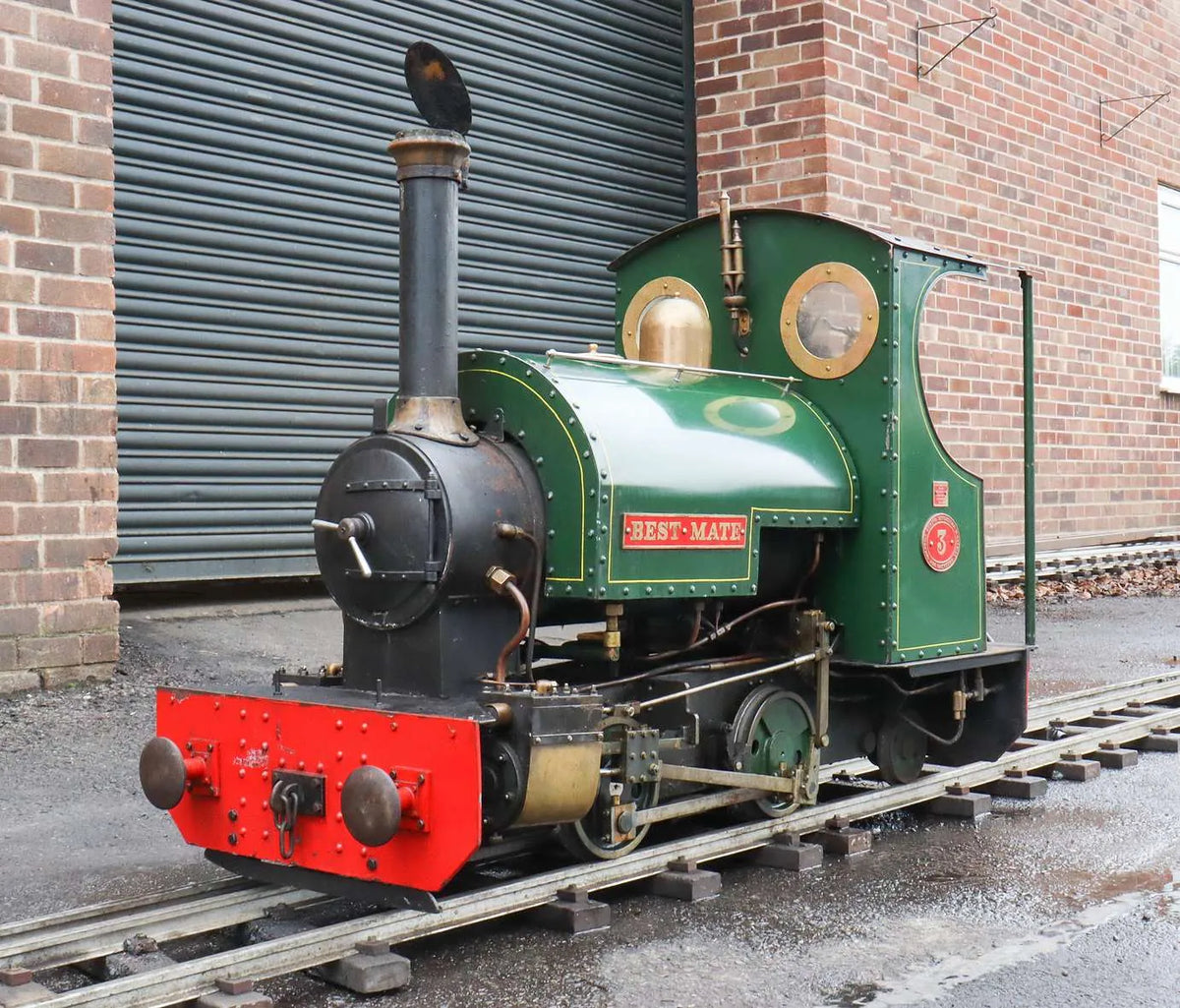 7 1/4 inch gauge Sweet William 0-4-0 with tender