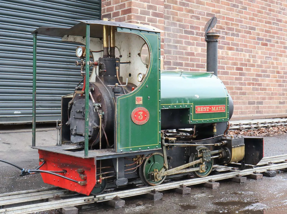 7 1/4 inch gauge Sweet William 0-4-0 with tender