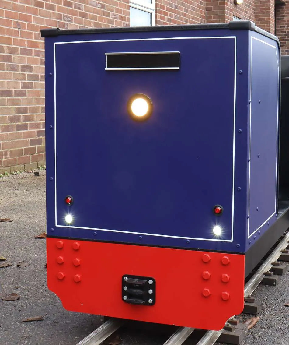 7 1/4 inch narrow gauge tram