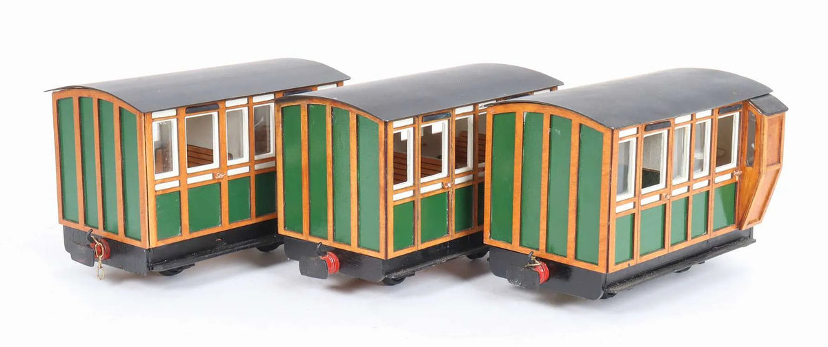 Three 16mm narrow gauge coaches