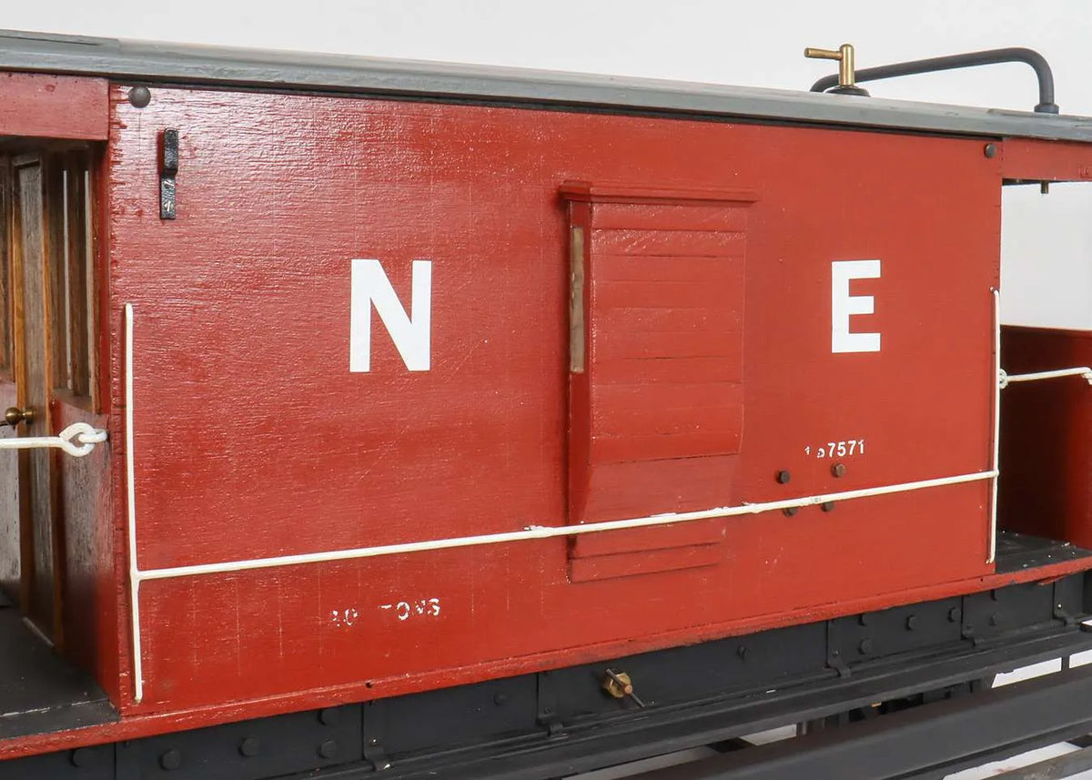 7 1/4 inch gauge brake van