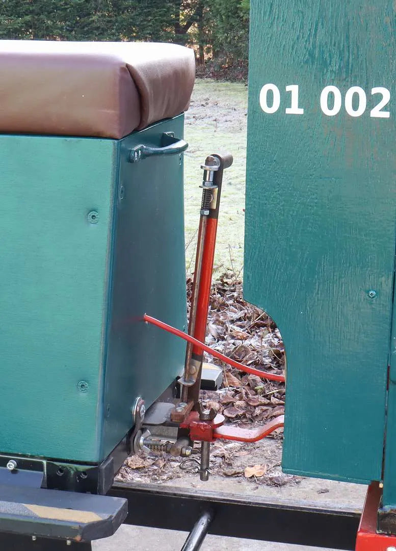 7 1/4 inch gauge freelance petrol hydraulic with driving truck