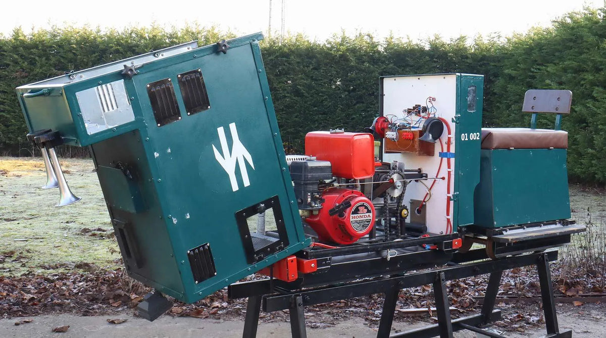 7 1/4 inch gauge freelance petrol hydraulic with driving truck