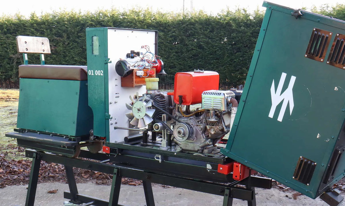 7 1/4 inch gauge freelance petrol hydraulic with driving truck