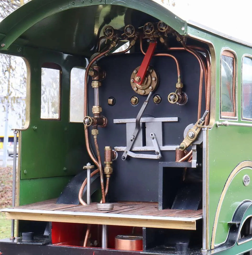 5 inch gauge "Claud Hamilton" 4-6-0